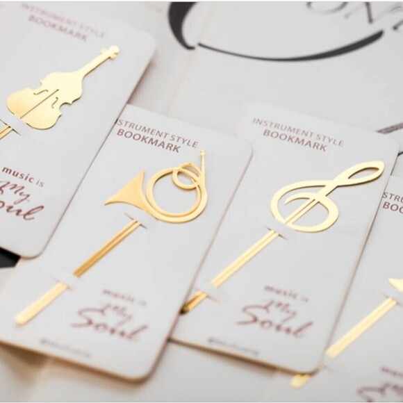 SET of 4 gold musical instruments notes bookmark page holders - Picture 8 of 8